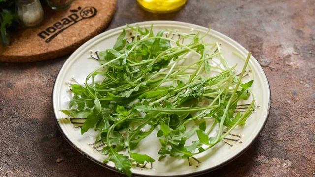 Салат из курицы с рукколой и апельсинами