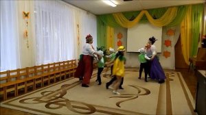 "Осенняя полечка" коллектив "Карусель" группы "Медвежата" ДОУ№11 корпус "Елочка"