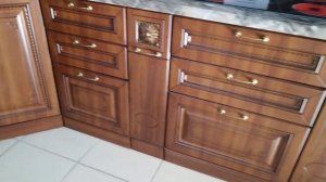 Кухня Прага угловая Орех с патиной золото Кубань мебель.