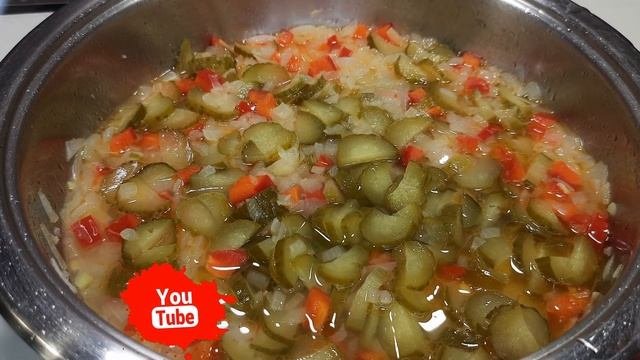 ЖАРИМ МАРИНОВАННЫЕ ОГУРЦЫ И ГОТОВИМ В НИХ РЫБКУ! #РыбаВсоусе #ЖареныеОгурцы #КарусельРецептов