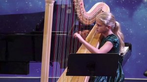 "Thumbelina",author & performer Komlievskaya Zlata.
"Дюймовочка",автор-исполнитель Злата Комлиевская
