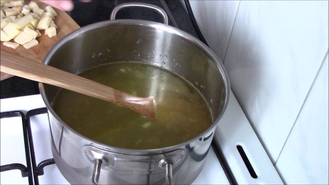 Ароматный, наваристый и очень вкусный суп с вермишелью. Постный вермишелевый суп.
