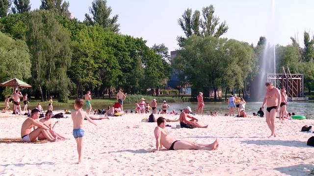 В РЕУТОВЕ ОБНОВИЛИ ПЛЯЖ НА ФАБРИЧНОМ ПРУДЕ 28.06.21 смотреть онлайн