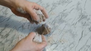 ЛЕПЁШКА ЛАВАШ С ЛУКОМ ИЗ ЦЕЛЬНОЗЕРНОВОЙ РЖАНОЙ ОБОЙНОЙ МУКИ