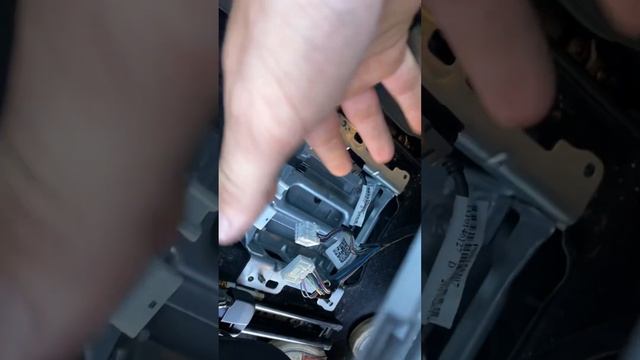 Renault grand scenic IV srs airbag module location CZ смотреть онлайн