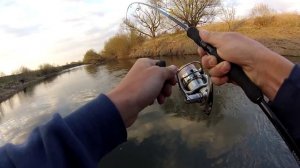 Ловля жереха на малой реке.