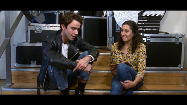 Getting to Know Actor Jamie Blackley смотреть онлайн