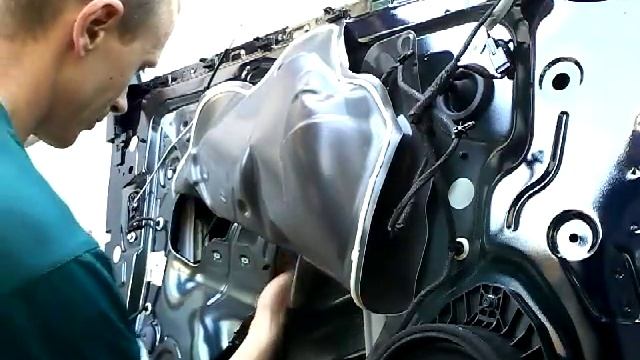 Как снять заменить стекло передней двери OPEL INSIGNIA (2017)demontaz zamiana szyby drzwi przod смотреть онлайн