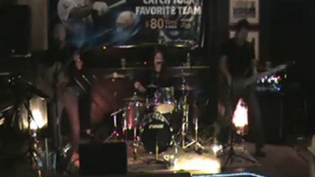 Brogues Use Somebody смотреть онлайн