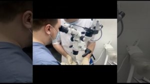 Снимаем мостовидный зубной протез под микроскопом
