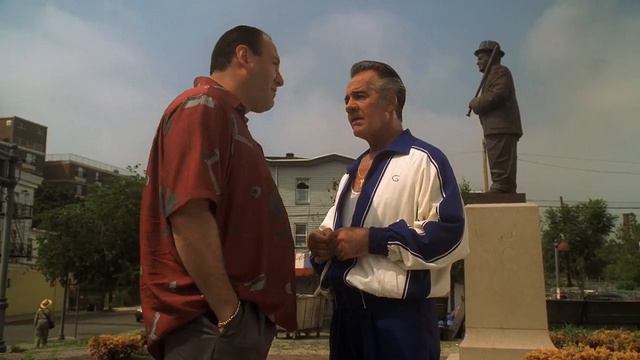 The Sopranos (Клан Сопрано) | Коробка малабар на столе и в ней ни...