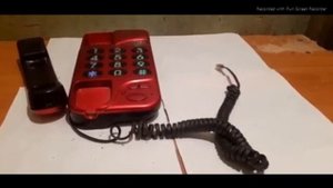 нерабочий стационарный телефон отключён за своей ненадобностью.