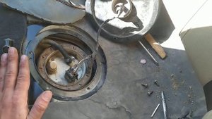 BMW e39, в баке пусто ,приборка показывает 15л