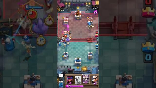 Battle #1 —Epic Infinity Exilir Challenge Clash Royale