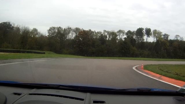 Les Ecuyers - 17.10.2012 - Renault Megane RS R26 - Reglisse Days /4 смотреть онлайн