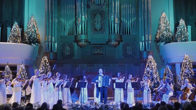 Zequinha de Abreu - Tico Tico | Orchestra Renaissance смотреть онлайн