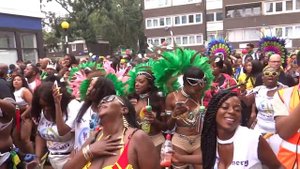 135. АНГЛИЯ: ЛОНДОН: Карнавала не будет! Праздник в Ноттинг-Хилле отменён!