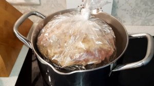 Пряная вареная свиная шейка. Простой и легкий рецепт! Вкуснее колбасы!