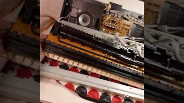 YAMAHA PSR900 ремонт кнопок стилей. смотреть онлайн