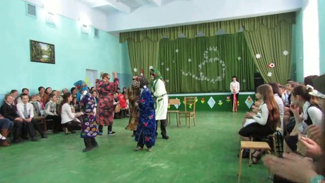 танец на 8 марта`` бабушек старушек,, 6 кл смотреть онлайн