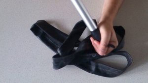 как накачать велонасосом велокамеру