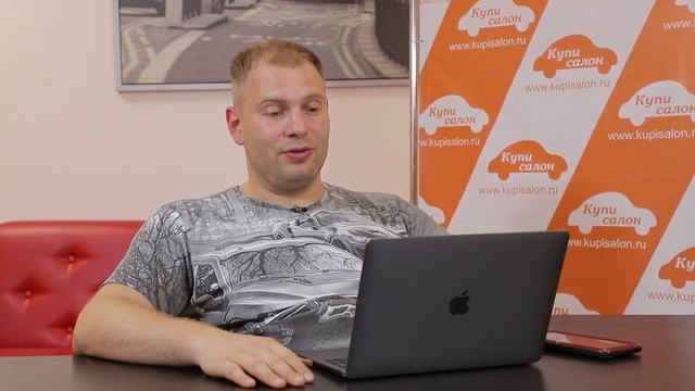 Восстанавливаем водительский подлокотник в Range Rover [ВОССТАНОВЛЕНИЕ ОБИВКИ 2022] смотреть онлайн