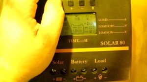Как в контроллере заряда  SOLAR 80 настроить лоад разъем и что такое LOAD ON и LOAD OFF