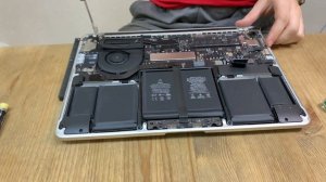 Замена матрицы MacBook Pro 13 Early  2015 A1502