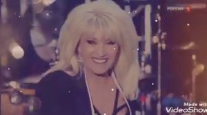 Она прекрасна и чиста,как в реке вода, не мути её!!!!