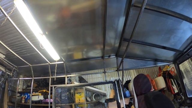 Кровельные работы.Самодельный вездеход. Еще немного.... смотреть онлайн