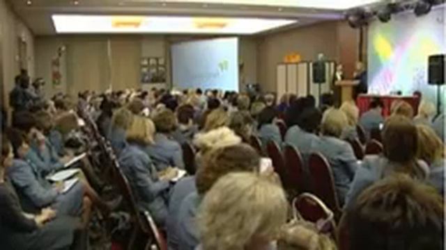 Выступление Национального Лидера компании Мэри Кэй Кэти Хэлу "Я, история" смотреть онлайн