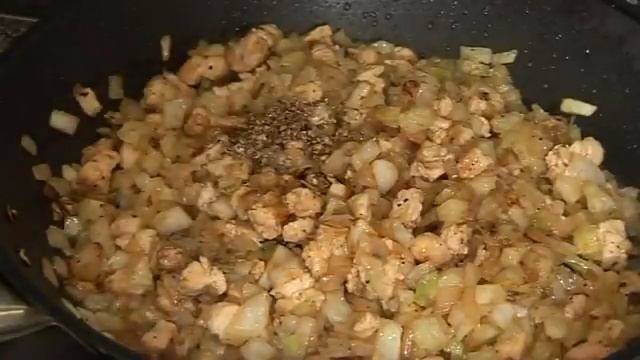 Пирожки с индейкой и капустой