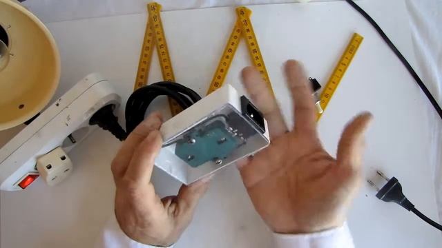 розетка которая станет УДЛИНИТЕЛЕМ в одно мгновение без особых затрат на провода и кабеля смотреть онлайн