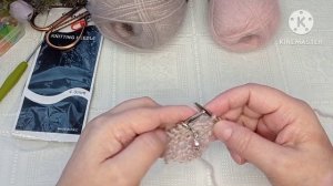 Шейная косынка или бактус с зубчатым краем и ажуром. Вяжем спицами...