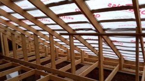 вальмовая крыша, страпила, готовая конструкция.