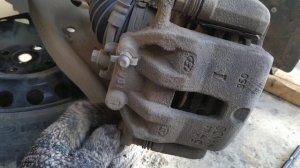 проверка тормозных накладок Киа Рио 4