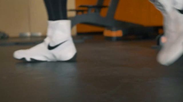 Тренажерный зал в городе Королеве - LifeStyle смотреть онлайн