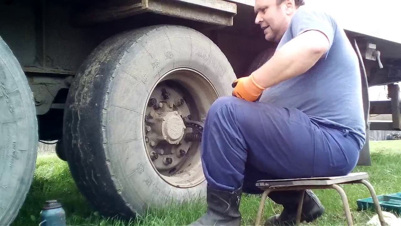 Мой дальнобой. Ремонт прицепа Narko. Тормоза Meritor. С днём победы. № 20