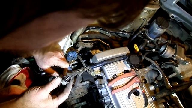 РЕМОНТ ДВС ПОДРОБНО!!! 172 Подсоединяем правый жгут проводов двигателя Джили МК смотреть онлайн