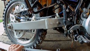 Установка алюминиевого маятника от Yamaha DT 200 R на мопед Yanaha DT 125 R,а так же на DT 230 Lanz