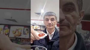 Вкусно перекусить в Москве, в ресторане. 31 мая 2021 год. (1).mp4