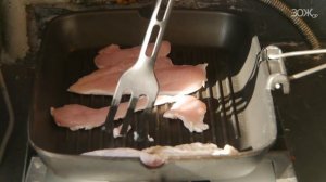 Очень нежная жареная куриная грудка