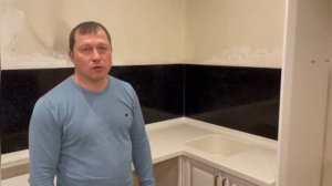 Установка столешницы из искусственного акрилового камня Staron и стеновой панели