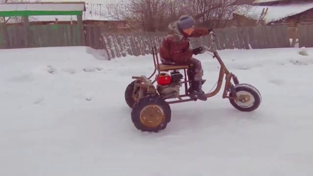 Деревенский дрифт на трицикле ! смотреть онлайн