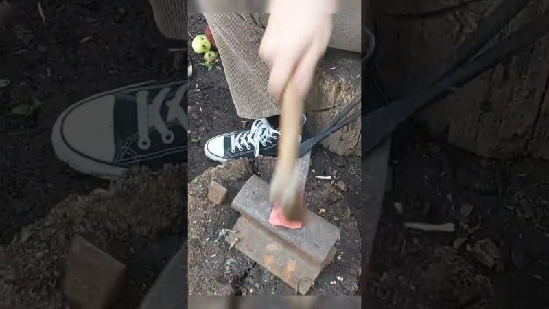 Изготовление кованного топора!!! Простой способ!! Home made AXE !!!#forest #bushcraft #shorts #axe