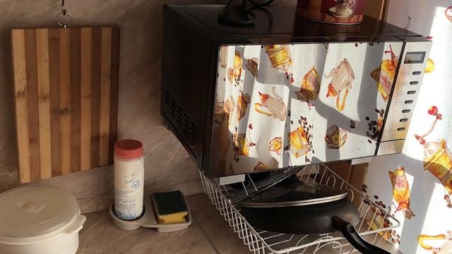 Микроволновая печь Horizont 20MW700-1479BHB смотреть онлайн