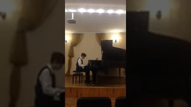 Бондарчук Костя. 13 лет Г. Пахульский. Канон. a-moll смотреть онлайн