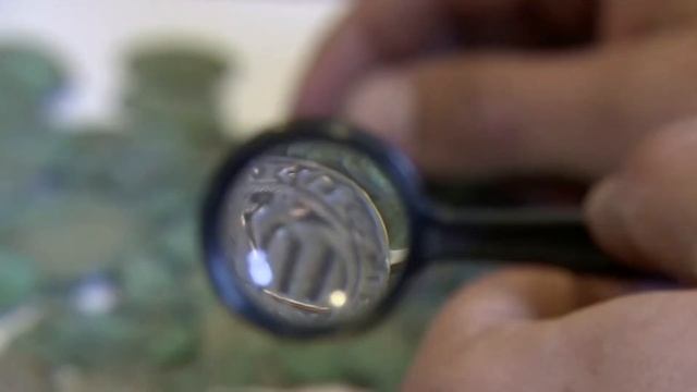 Лесник не ожидал, что ЕГО ЖИЗНЬ приподнесет ему такой подарок. Он нашел клад в лесу. смотреть онлайн