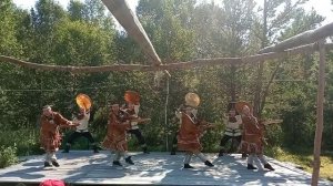 Эвенский национальный ансамбль "Нулгур". Корякский танец охотников (прыжковый танец)