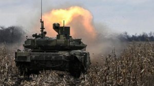 ПОЧЕМУ НЕ УДАЕТСЯ ВЗЯТЬ КРАСНОГОРОВКУ